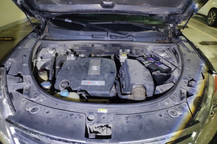 Used GAC Trumpchi GS5 2013 1.8T Automatic Two-Wheel Drive Elite Edition Engine Bay