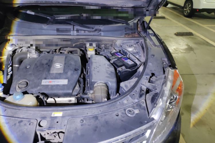 Used GAC Trumpchi GS5 2013 1.8T Automatic Two-Wheel Drive Elite Edition Engine Bay Left