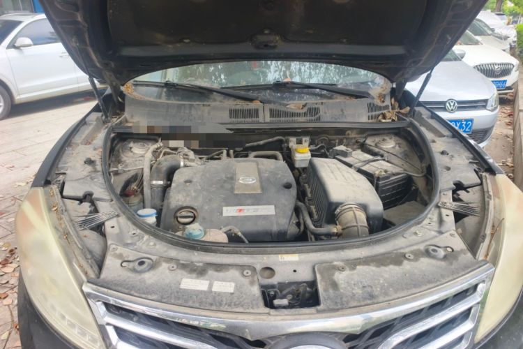 Used GAC Trumpchi GS5 2013 1.8T Manual Two-Wheel Drive Elite Edition Engine Bay