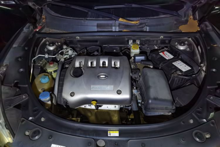 Used GAC Trumpchi GS5 2013 2.0L Automatic Two-Wheel Drive Light Interior Special Edition Engine Bay