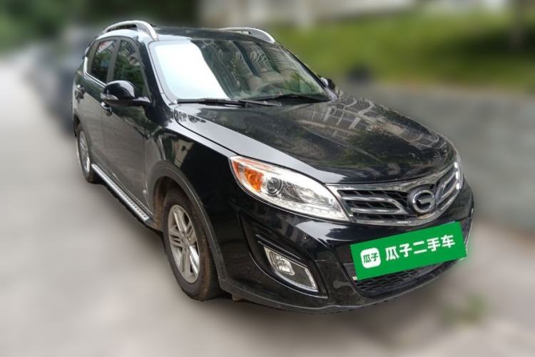Used GAC Trumpchi GS5 2013 2.0L Manual Two-Wheel Drive Special Edition in Light Interior Front Right 45 Deg