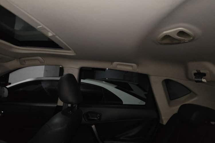 Used GAC Trumpchi GS5 2013 2.0L Automatic Two-Wheel Drive Light Interior Special Edition Headliner