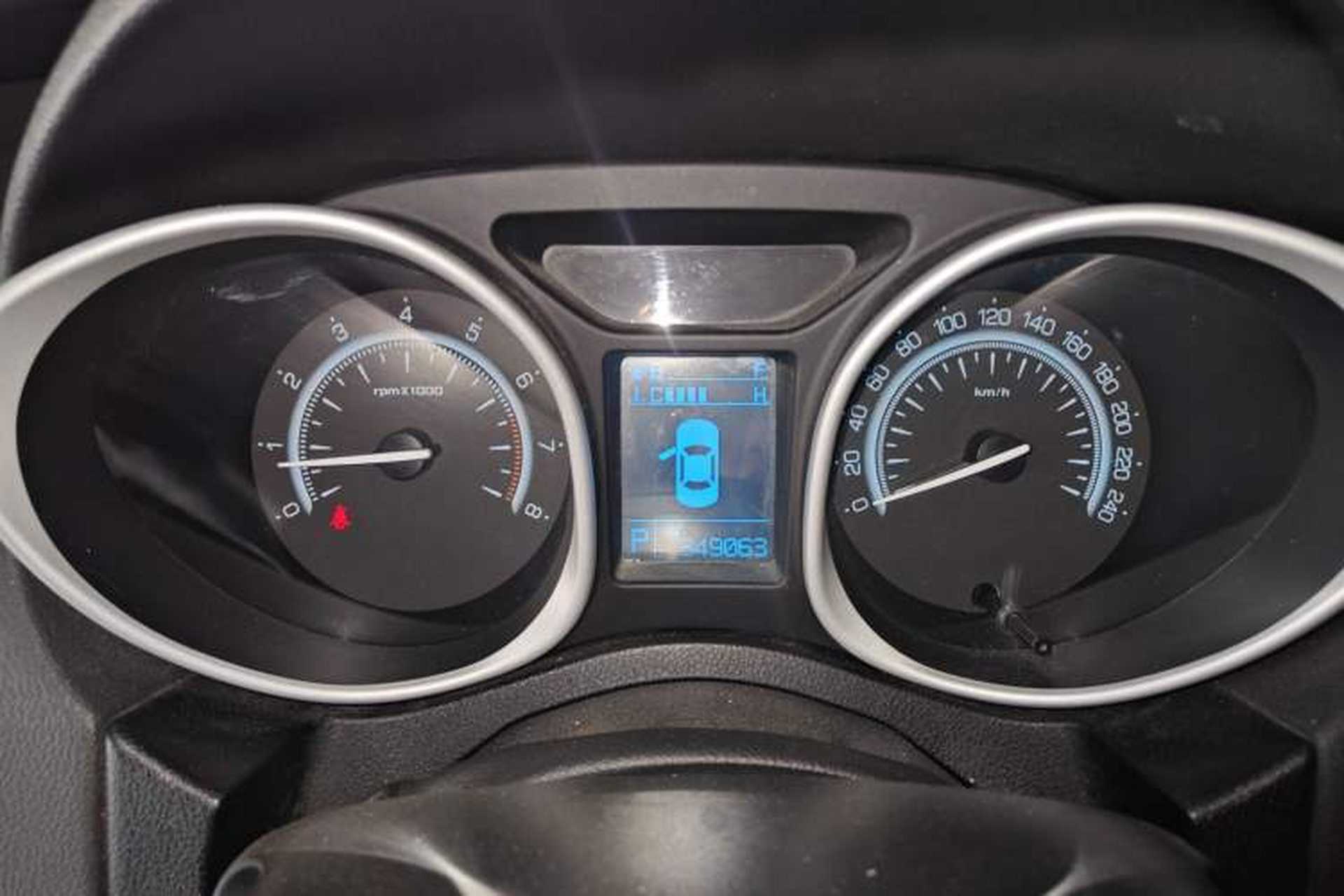 Used GAC Trumpchi GS5 2013 2.0L Automatic Two-Wheel Drive Light Interior Special Edition Instrument Cluster