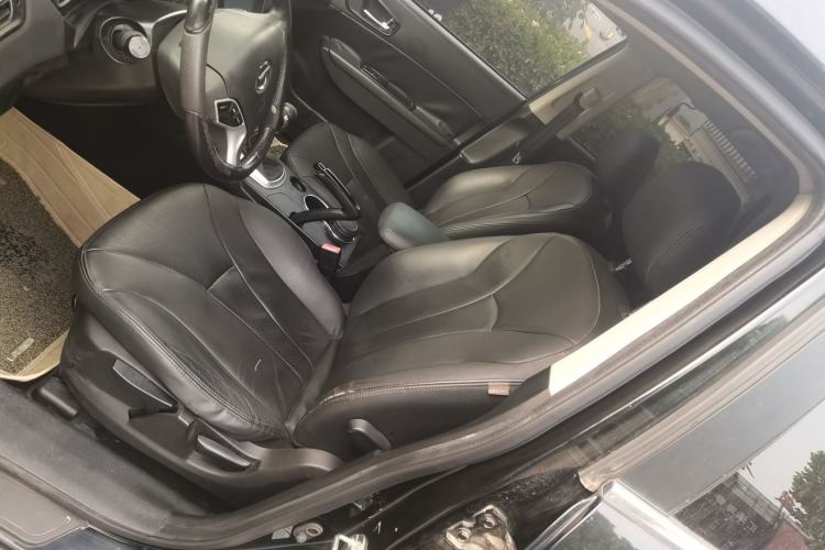 Used GAC Trumpchi GS5 2013 1.8T Manual Two-Wheel Drive Elite Edition Left Front Seat