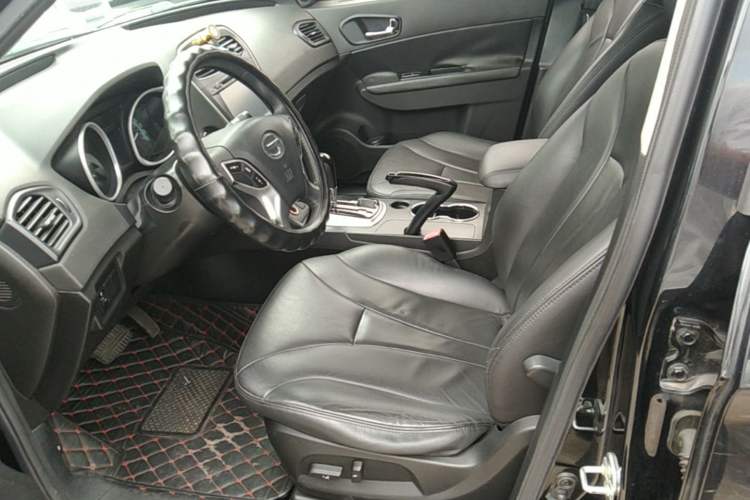 Used GAC Trumpchi GS5 2013 2.0L Automatic Two-Wheel Drive Light Interior Special Edition Left Front Seat