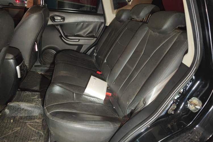 Used GAC Trumpchi GS5 2013 2.0L Manual Two-Wheel Drive Special Edition in Light Interior Left Rear Seat