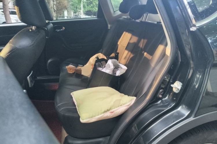 Used GAC Trumpchi GS5 2013 1.8T Manual Two-Wheel Drive Elite Edition Left Rear Seat