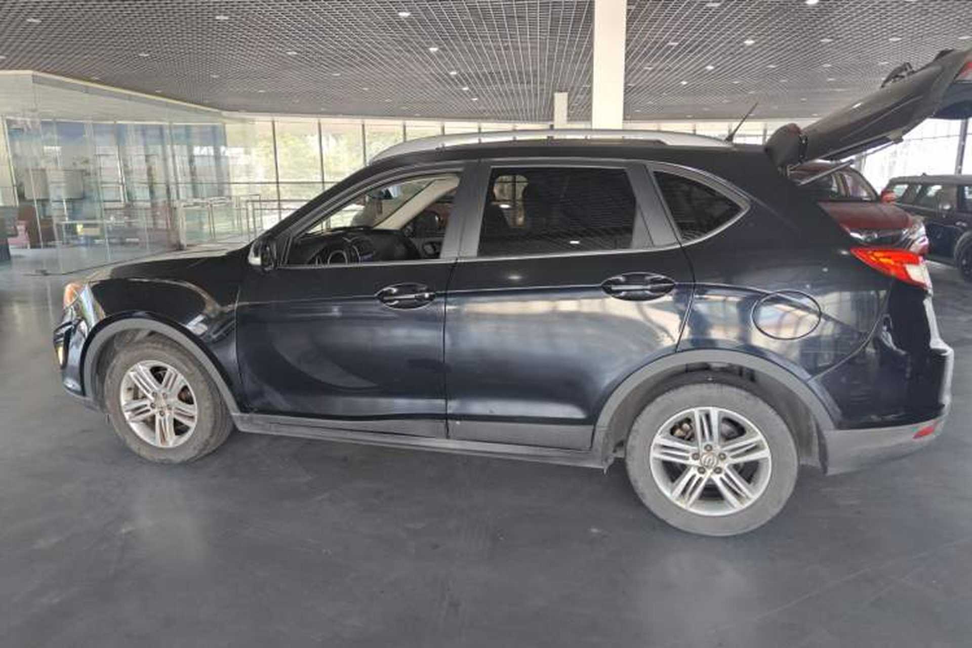 Used GAC Trumpchi GS5 2013 2.0L Automatic Two-Wheel Drive Light Interior Special Edition Left Side