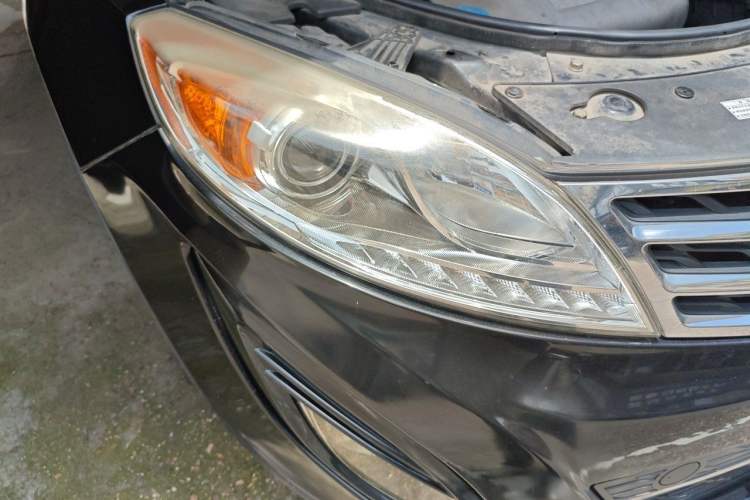 Used GAC Trumpchi GS5 2013 2.0L Automatic Two-Wheel Drive Light Interior Special Edition Right Front Headlight