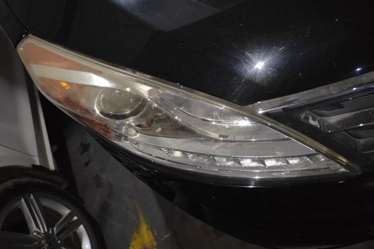 Used GAC Trumpchi GS5 2013 2.0L Automatic Two-Wheel Drive Light Interior Special Edition Right Front Headlight