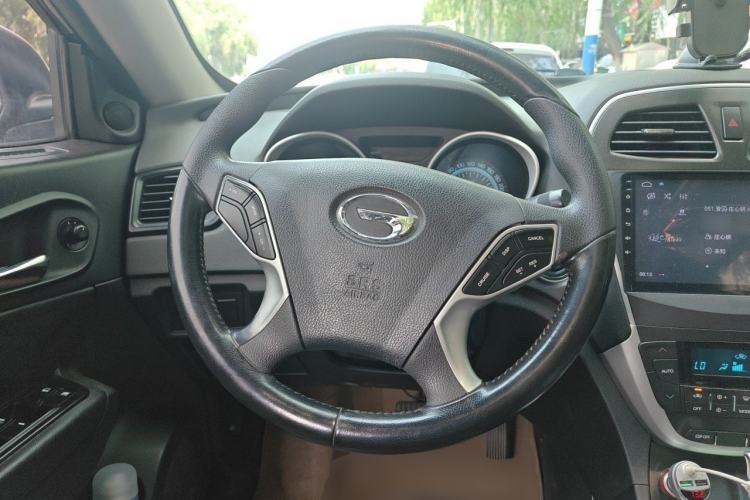 Used GAC Trumpchi GS5 2013 2.0L Automatic Two-Wheel Drive Light Interior Special Edition Steering Wheel