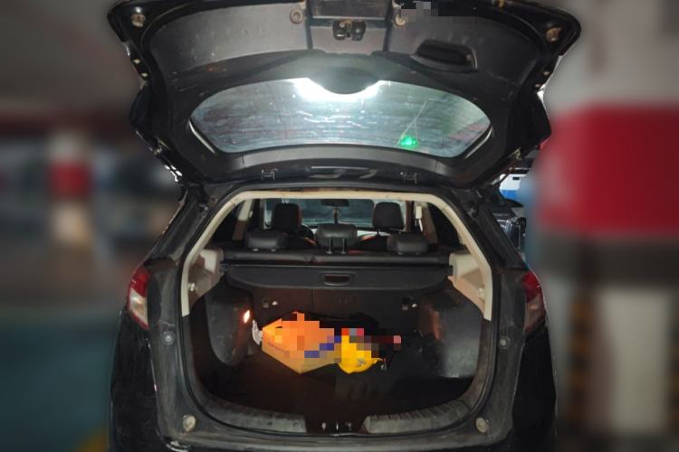 Used GAC Trumpchi GS5 2013 2.0L Manual Two-Wheel Drive Special Edition in Light Interior Trunk