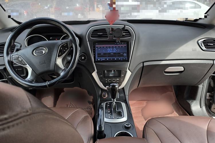 Used GAC Trumpchi GS5 2013 1.8T Automatic All-Wheel-Drive Luxury Edition Center Console
