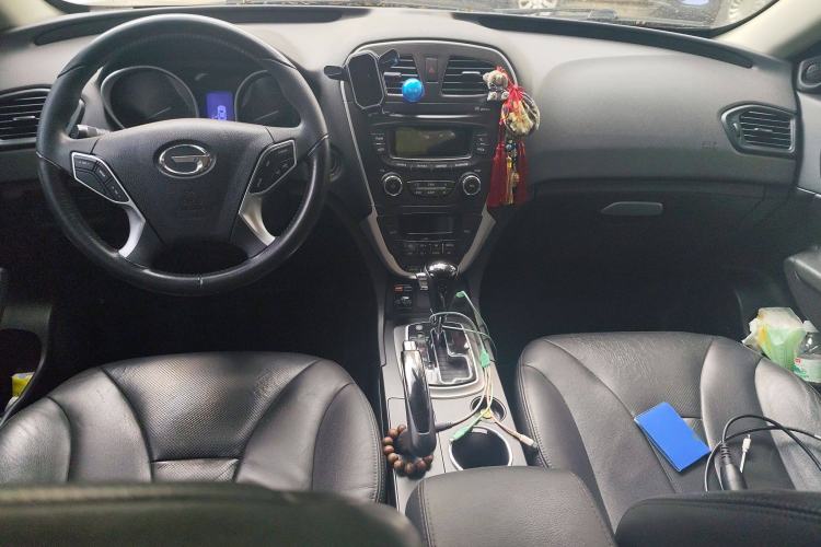 Used GAC Trumpchi GS5 2013 2.0L Automatic Two-Wheel Drive Light Interior Special Edition Center Console