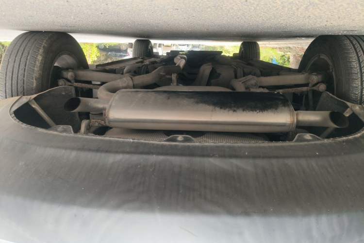 Used GAC Trumpchi GS5 2013 1.8T Manual Two-Wheel Drive Elite Edition Chassis Rear