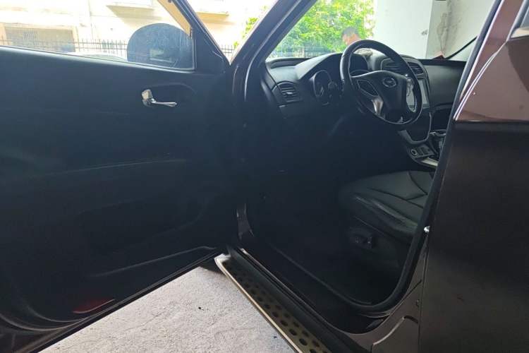 Used GAC Trumpchi GS5 2013 2.0L Automatic Two-Wheel Drive Light Interior Special Edition Driver Seat
