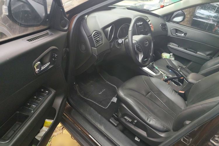 Used GAC Trumpchi GS5 2013 2.0L Automatic Two-Wheel Drive Light Interior Special Edition Driver Seat
