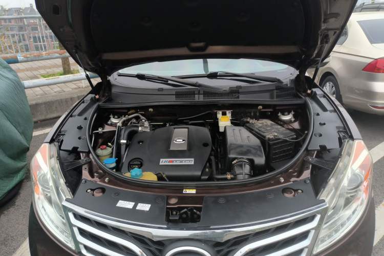 Used GAC Trumpchi GS5 2013 1.8T Automatic Two-Wheel Drive Luxury Edition Engine Bay