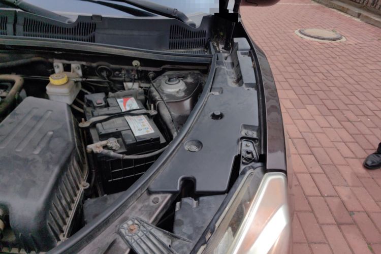 Used GAC Trumpchi GS5 2013 1.8T Automatic 4x4 5th Anniversary Edition Engine Bay Left