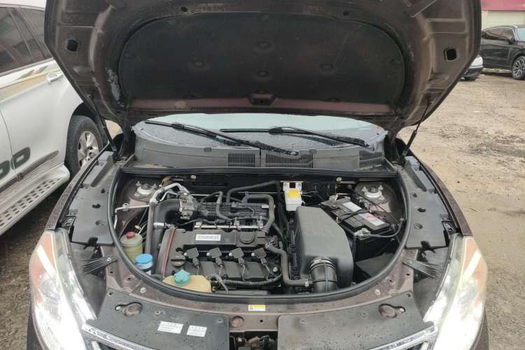 Used GAC Trumpchi GS5 2013 1.8T Automatic Two-Wheel Drive Elite Edition Engine Bay