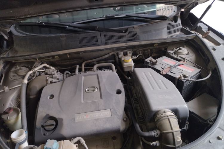 Used GAC Trumpchi GS5 2013 1.8T Automatic Two-Wheel Drive Luxury Edition Engine Bay
