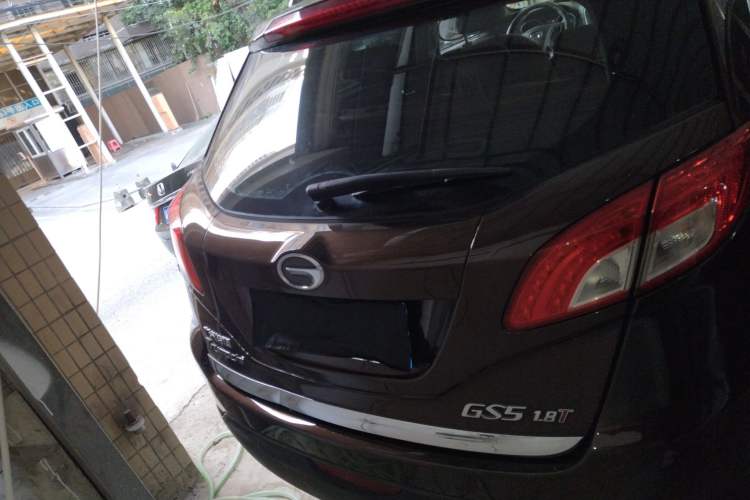 Used GAC Trumpchi GS5 2013 1.8T Automatic Two-Wheel Drive Luxury Edition Exterior 4