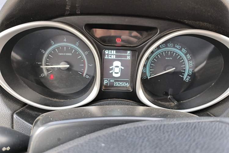 Used GAC Trumpchi GS5 2013 1.8T Automatic All-Wheel-Drive Luxury Edition Instrument Cluster