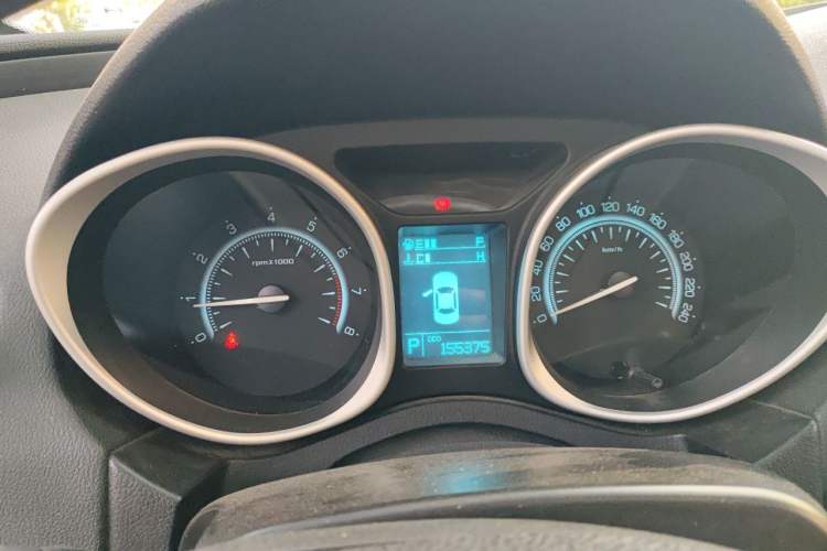 Used GAC Trumpchi GS5 2013 1.8T Automatic Two-Wheel Drive Luxury Edition Instrument Cluster