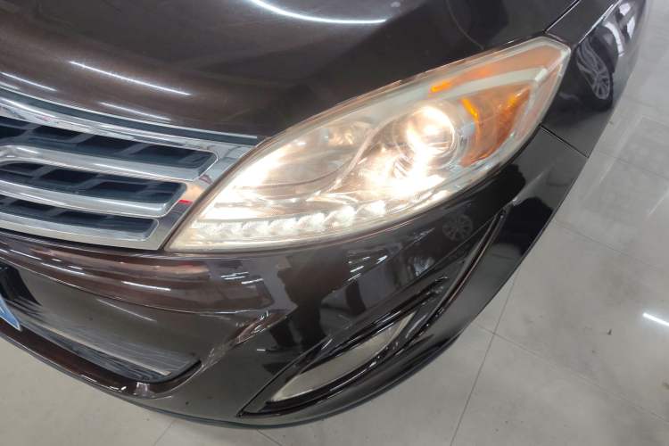 Used GAC Trumpchi GS5 2013 1.8T Automatic Two-Wheel Drive Elite Edition Left Front Headlight