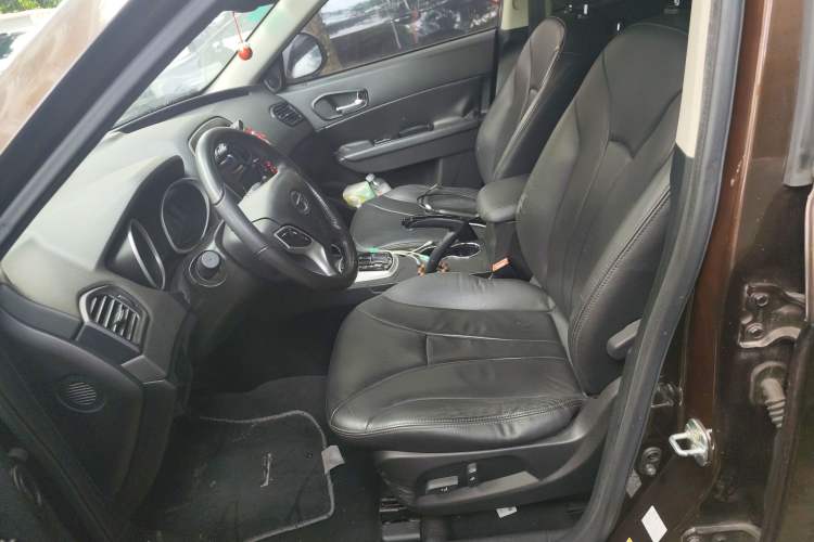 Used GAC Trumpchi GS5 2013 2.0L Automatic Two-Wheel Drive Light Interior Special Edition Left Front Seat