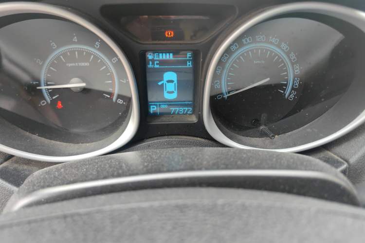 Used GAC Trumpchi GS5 2013 1.8T Automatic 4x4 5th Anniversary Edition Odometer Close Up