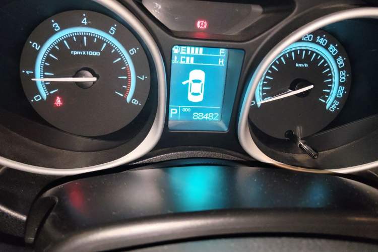 Used GAC Trumpchi GS5 2013 1.8T Automatic Two-Wheel Drive Elite Edition Odometer Close Up