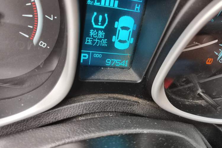 Used GAC Trumpchi GS5 2013 1.8T Automatic All-Wheel-Drive Luxury Edition Odometer Close Up