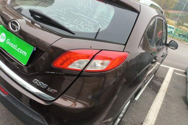 Used GAC Trumpchi GS5 2013 1.8T Automatic Two-Wheel Drive Luxury Edition Rear Right 45 Deg