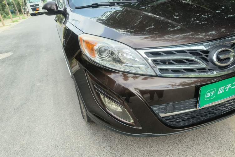 Used GAC Trumpchi GS5 2013 1.8T Manual Two-Wheel Drive Elite Edition Right Front Headlight