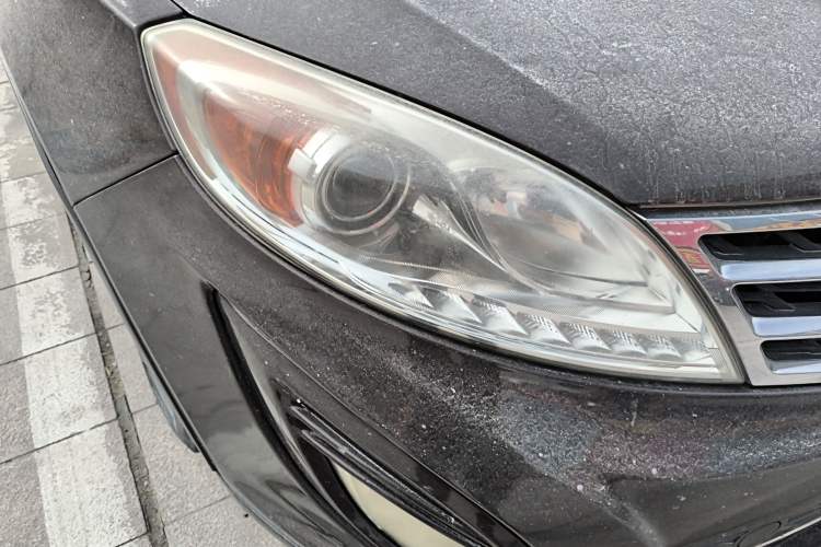 Used GAC Trumpchi GS5 2013 1.8T Automatic All-Wheel-Drive Luxury Edition Right Front Headlight