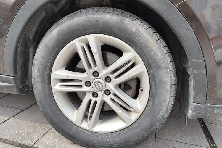 Used GAC Trumpchi GS5 2013 1.8T Automatic All-Wheel-Drive Luxury Edition Right Front Wheel Hub