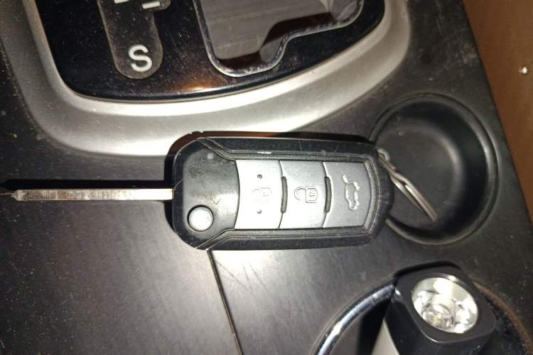 Used GAC Trumpchi GS5 2013 1.8T Automatic Two-Wheel Drive Elite Edition Vehicle Key