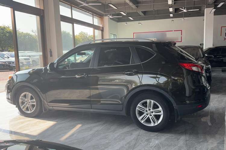 Used GAC Trumpchi GS5 2013 2.0L Automatic Two-Wheel Drive Light Interior Special Edition Exterior 5