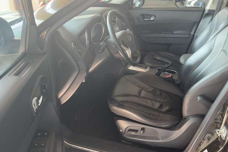 Used GAC Trumpchi GS5 2013 2.0L Automatic Two-Wheel Drive Light Interior Special Edition Interior 2