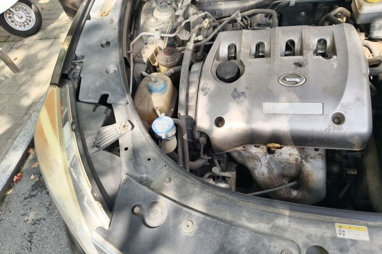 Used GAC Trumpchi GS5 2013 2.0L Automatic Two-Wheel Drive Light Interior Special Edition Engine Bay Right