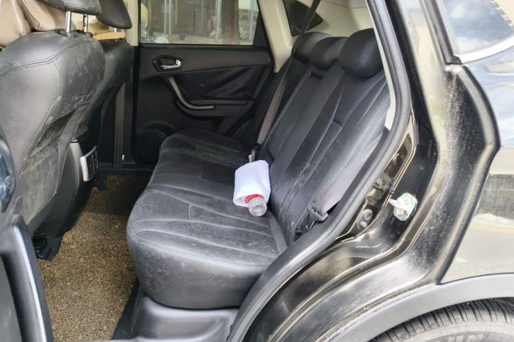 Used GAC Trumpchi GS5 2013 2.0L Automatic Two-Wheel Drive Light Interior Special Edition Left Rear Seat