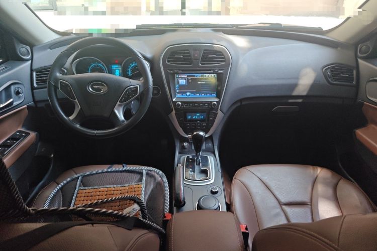 Used GAC Trumpchi GS5 2013 1.8T Automatic All-Wheel-Drive Luxury Edition Center Console