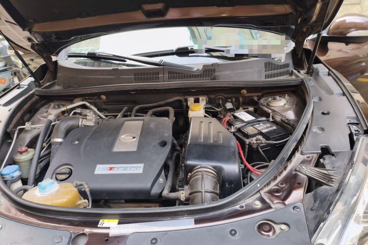 Used GAC Trumpchi GS5 2013 1.8T Automatic Two-Wheel Drive Elite Edition Engine Bay Right
