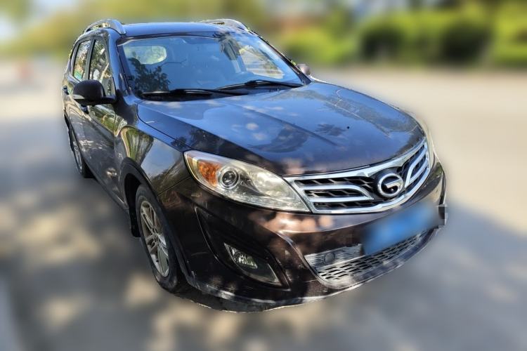 Used GAC Trumpchi GS5 2013 2.0L Automatic Two-Wheel Drive Light Interior Special Edition Front Right 45 Deg