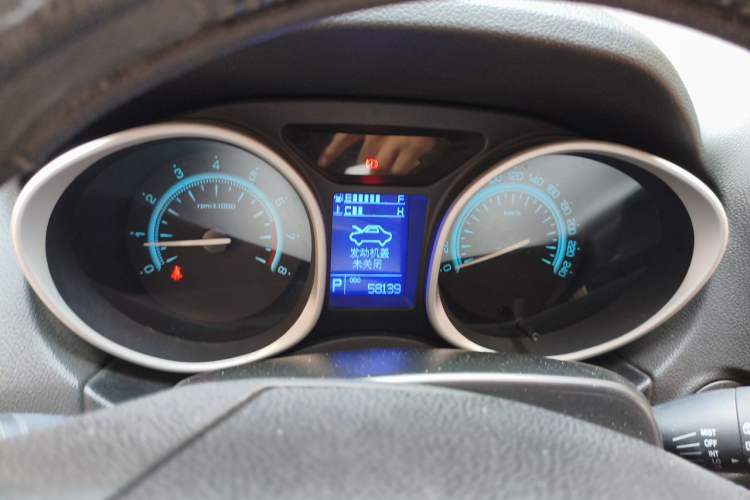 Used GAC Trumpchi GS5 2013 1.8T Automatic Two-Wheel Drive Elite Edition Instrument Cluster