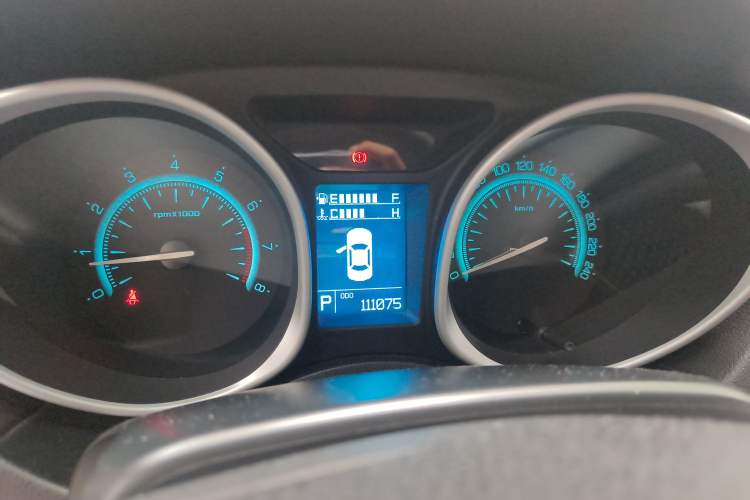 Used GAC Trumpchi GS5 2013 1.8T Automatic All-Wheel-Drive Luxury Edition Instrument Cluster