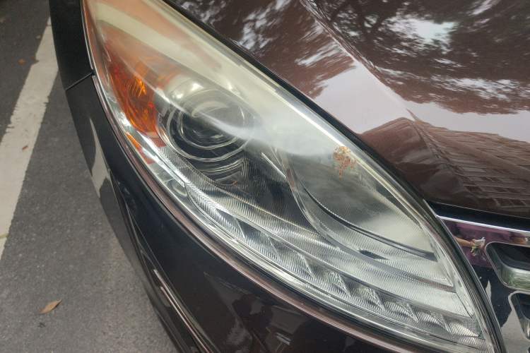 Used GAC Trumpchi GS5 2013 1.8T Automatic All-Wheel-Drive Luxury Edition Right Front Headlight