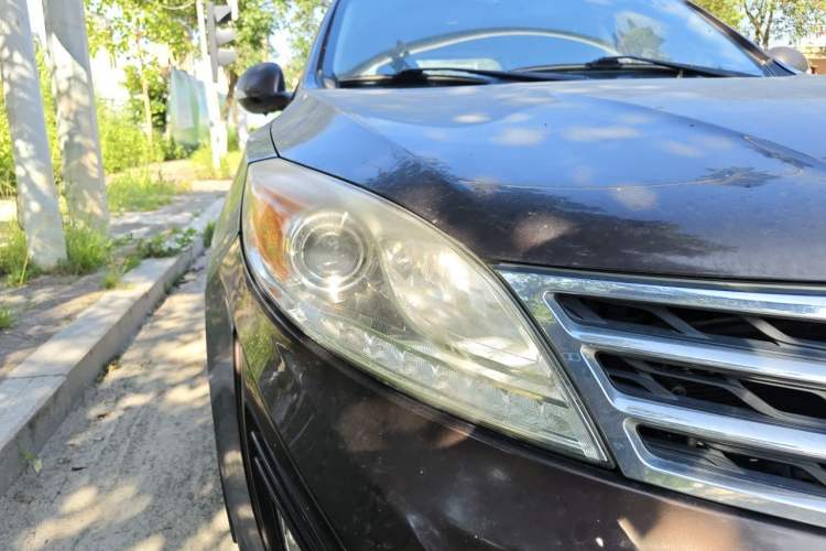 Used GAC Trumpchi GS5 2013 2.0L Automatic Two-Wheel Drive Light Interior Special Edition Right Front Headlight