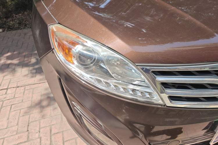Used GAC Trumpchi GS5 2013 1.8T Automatic All-Wheel-Drive Luxury Edition Right Front Headlight